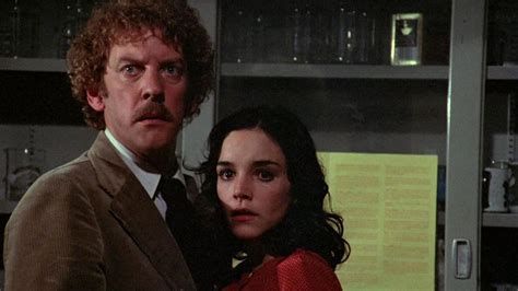 ¡Invasion of the Body Snatchers, una aterradora historia de doppelgängers que nos hace cuestionar la realidad!